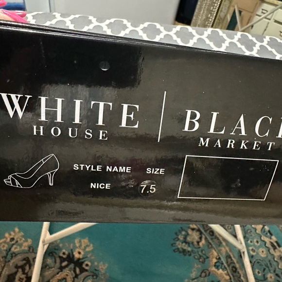 NWT WHITEHOUSEBLACKMARKET Black Patent Leather Heels 7.5m - Picture 9 of 12